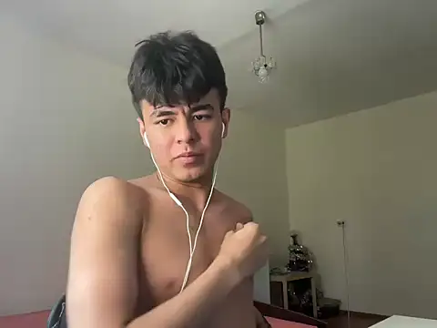 Show modela ToddWarren na web-kameri
