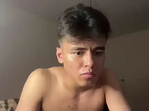 ToddWarren Show in webcam