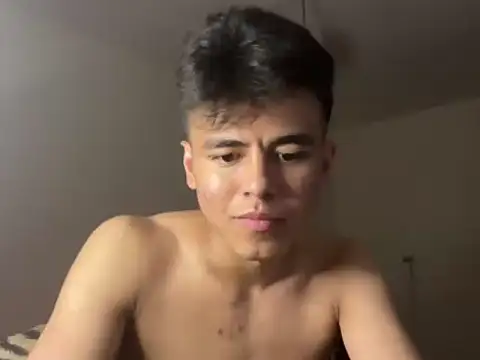 Show modela ToddWarren na web-kameri
