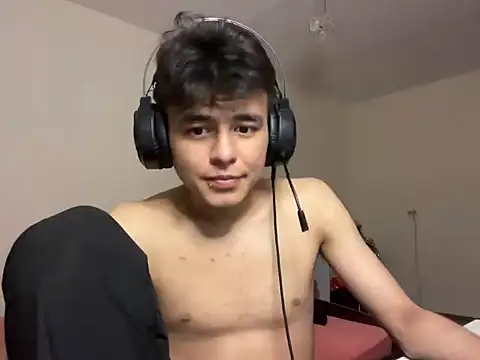 ToddWarren Show in webcam
