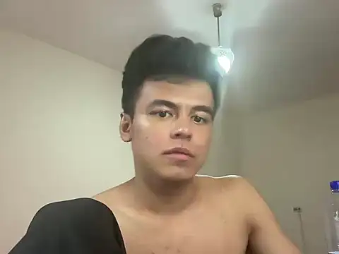ToddWarren's Live XXX Chat