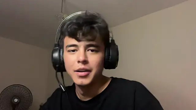 ToddWarren Pertunjukan Webcam