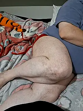 hotmessmnstr's Webcam Show