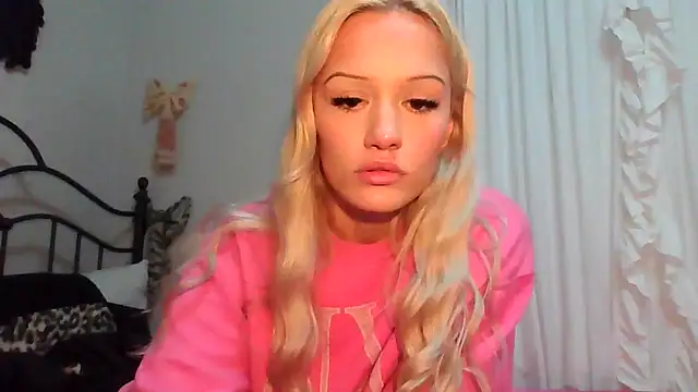 kaci_brooke Show in webcam
