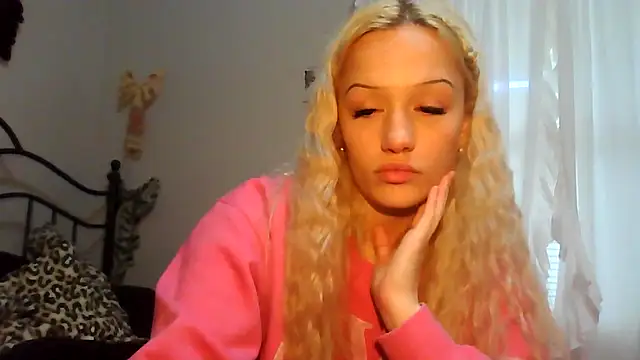 kaci_brooke Шоу с уебкамера