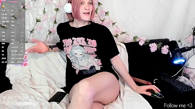 ArtQueenKellyy – webcam-show