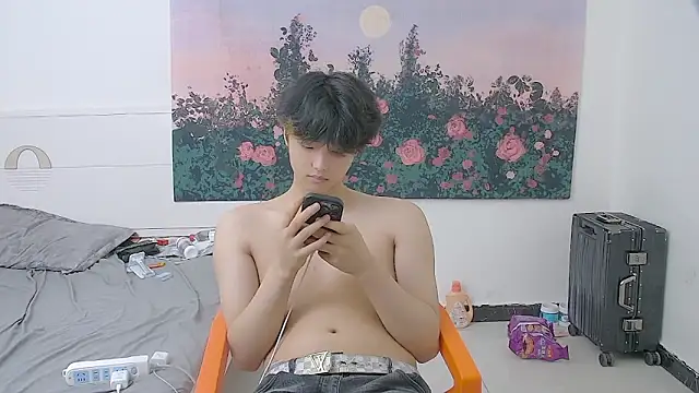 icecream-002's Webcam Show