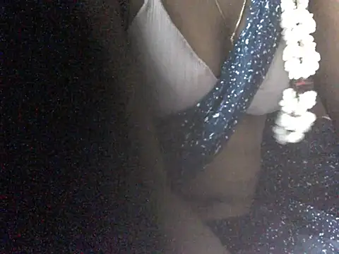 Couplehot00のライブXXXチャット