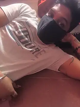 הופעת וובקאם של kamasutra012345