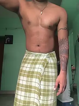 Show Webcam de kamasutra012345
