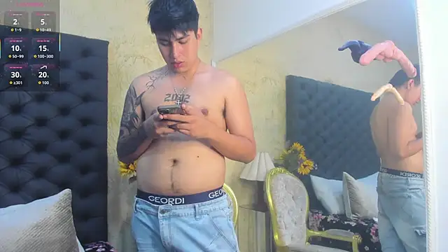 ThomasThundr Show in webcam