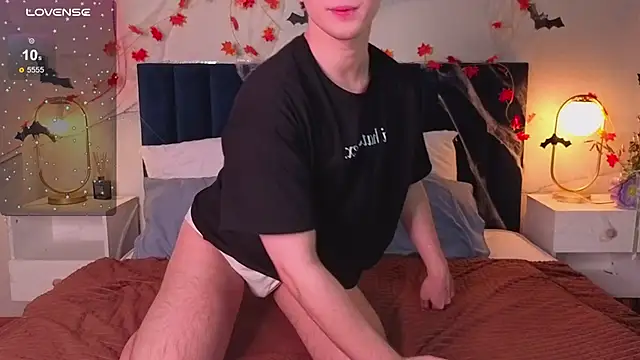 AdrianChill Adlı Modelin Web Kamerası Şovu