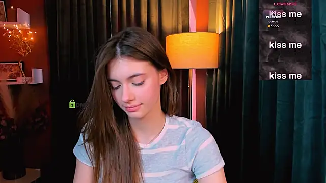mia_bamby1 Adlı Modelin Web Kamerası Şovu