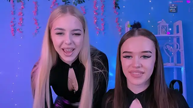 nila_eclipse: вебкам-шоу