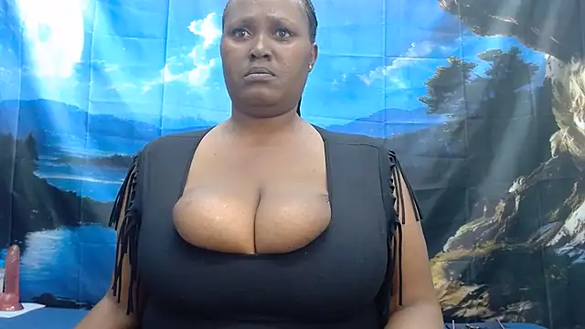 SexyBoobs44DD's Webcam Show