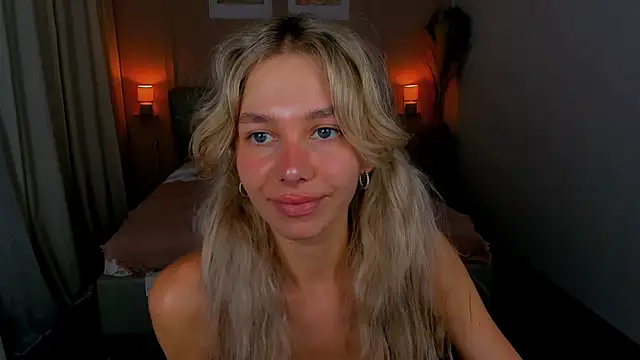 LuluAlis' Live XXX Chat