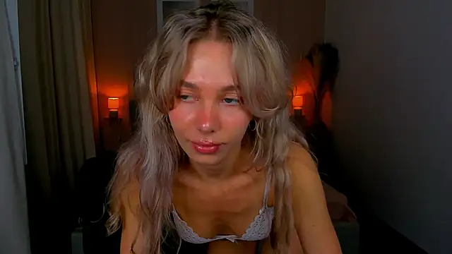 LuluAlis Chat XXX in diretta