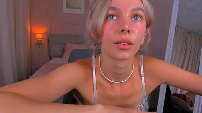 LuluAlis Chat XXX in diretta