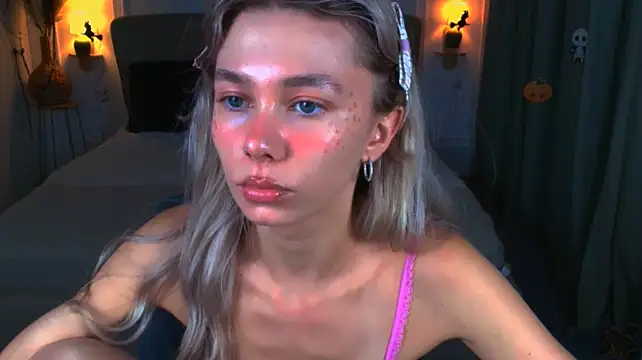 Chatroom XXX en direct de LuluAlis