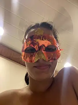 Priyanka011 Webcam show