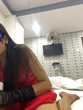Priyanka011's Webcam Show
