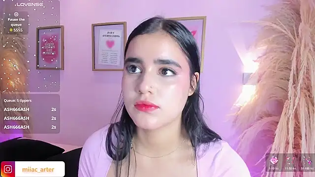 MiaaCarter_ Chat XXX in diretta