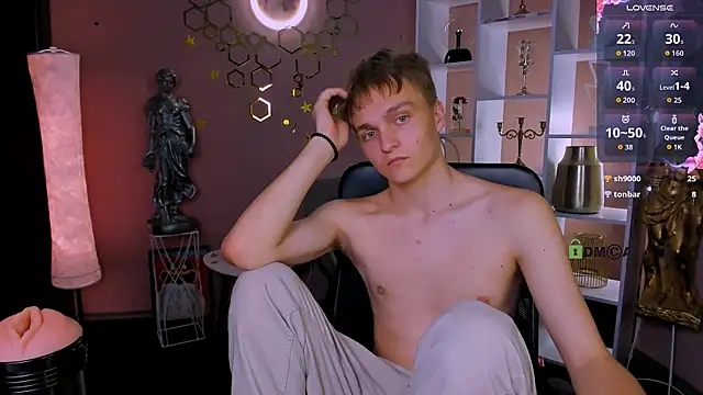 Show modela john_lik na web-kameri