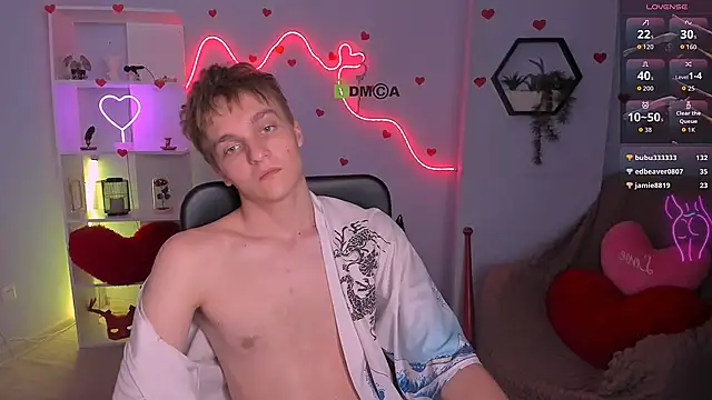 Pokazy przed kamerką – john_lik
