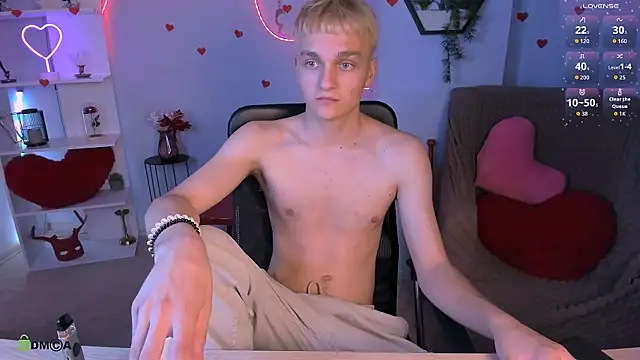 Show modela john_lik na web-kameri