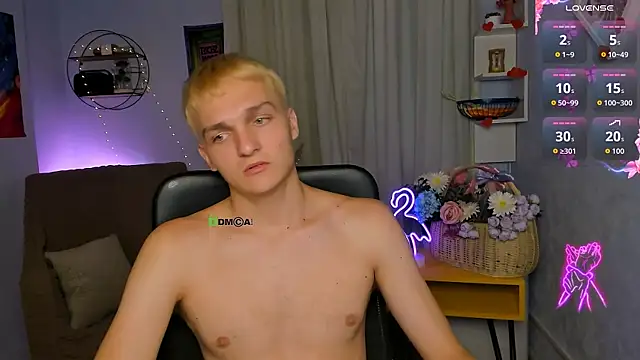 Вебкам-шоу john_lik