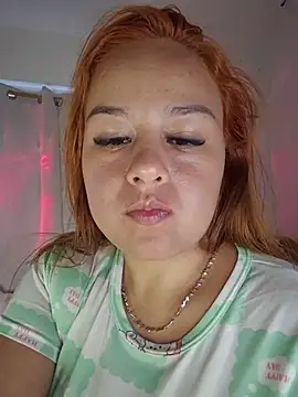 Foxylisaflores' Webcam Show