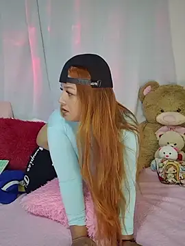 Foxylisaflores' Webcam Show