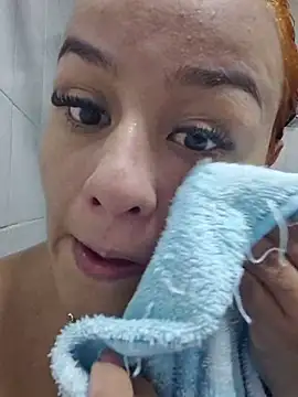 Foxylisaflores webkamerás műsora