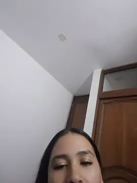 Karla__Morrison's Live Chat Room