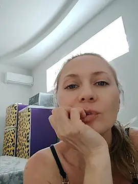 Živý XXX chat KamilaLod