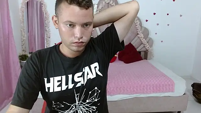 sven_fox723 Webcam-Show