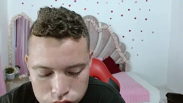 sven_fox723 在線直播表演