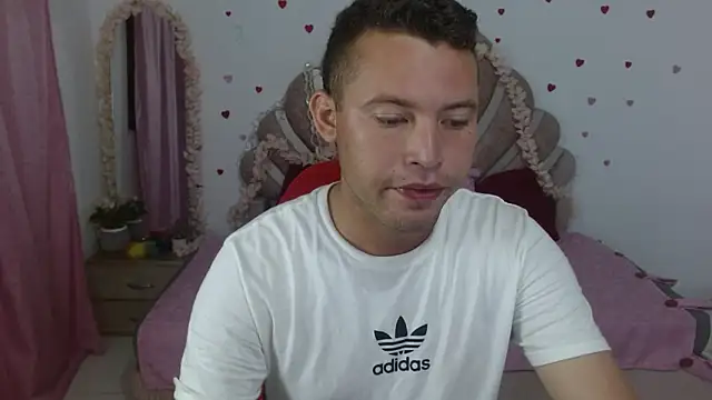 sven_fox723 webkamerás műsora