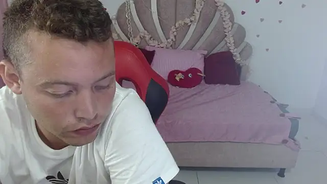 sven_fox723 webcam show