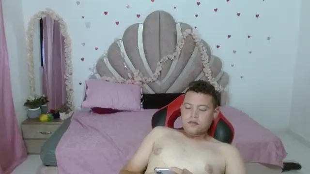 sven_fox723's Webcam Show