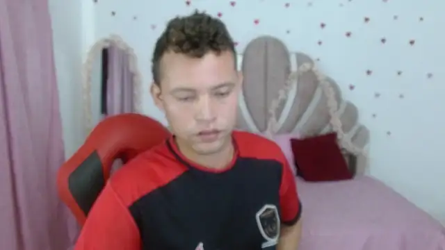 عرض كام sven_fox723