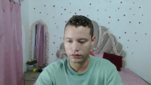 Show de webcam de sven_fox723