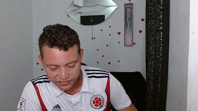 Webkamerová show sven_fox723
