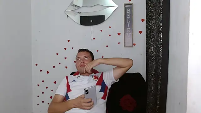 sven_fox723 Pertunjukan Webcam