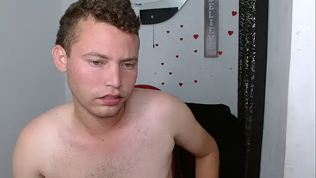 sven_fox723 webkamerás műsora