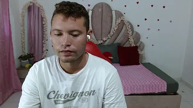 Show de webcam de sven_fox723