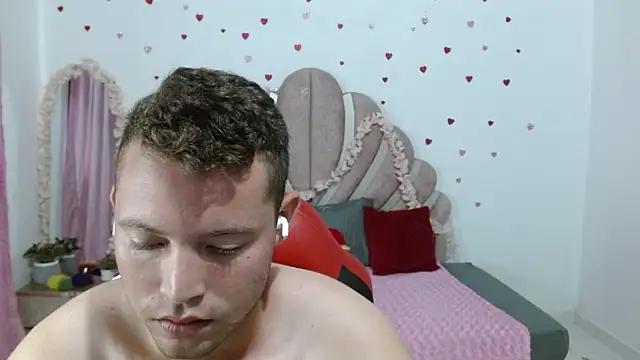sven_fox723 Adlı Modelin Web Kamerası Şovu