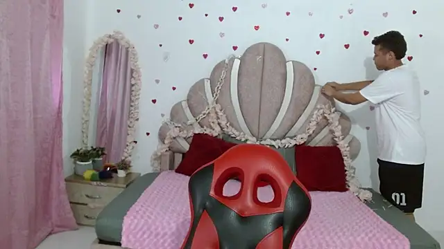 sven_fox723 Pertunjukan Webcam