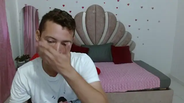 sven_fox723 网络视讯表演