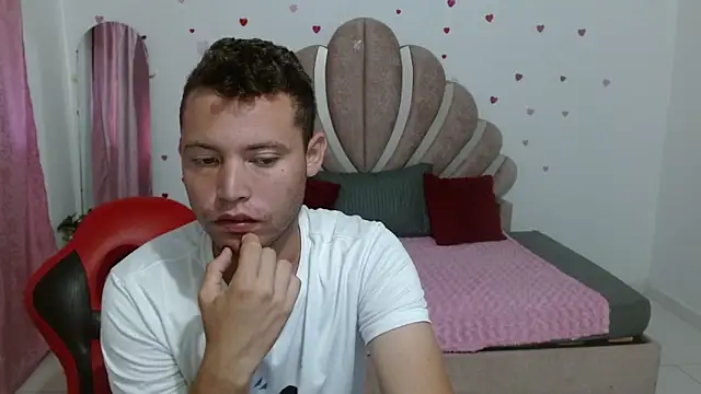 sven_fox723 Webcam Show